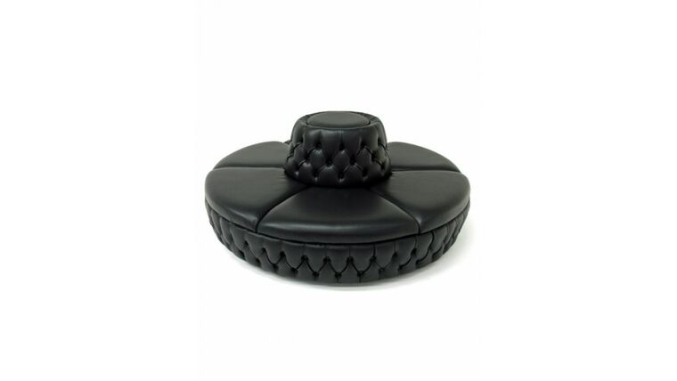 Chesterfield Sofa Pod – Black | Rental Chesterfield Sofa Pod – Black | Rental