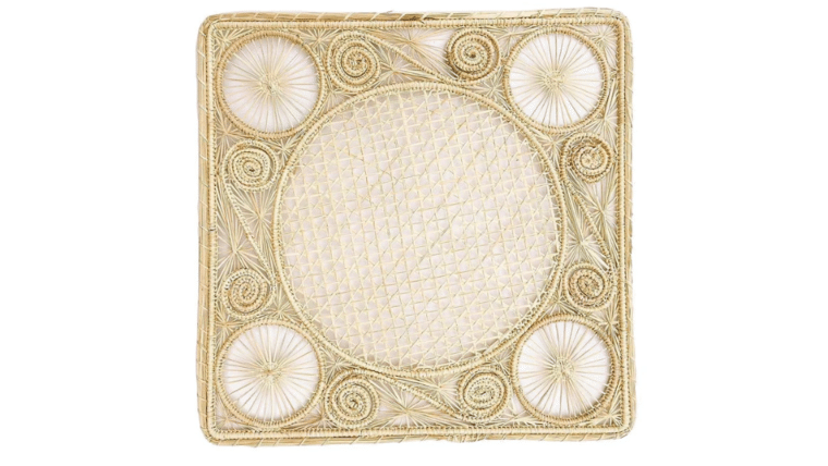 Caracol Square Woven Placemat | Rental Caracol Square Woven Placemat | Rental