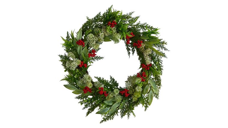 24” Cedar, Eucalyptus and Berries Artificial Christmas Wreath | Rental