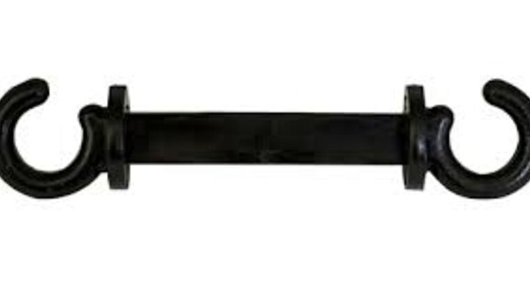 Plastic C Hook For Stanchion – Black | Rental