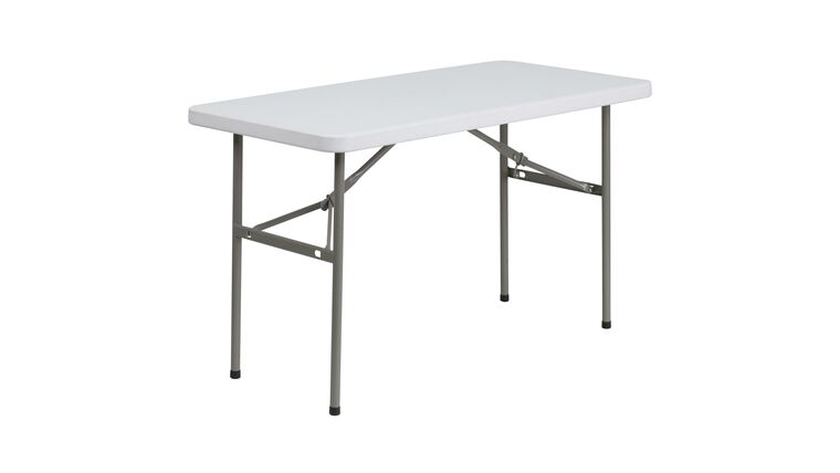 Banquet Table | Plastic | Round| 4′ x 30″ | Rental