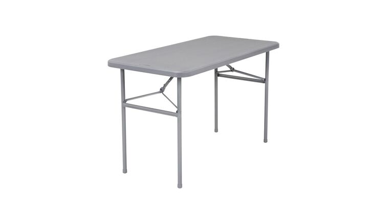 Banquet Table | Plastic | 4′ x 20″ x 28″h | Kids | Rental
