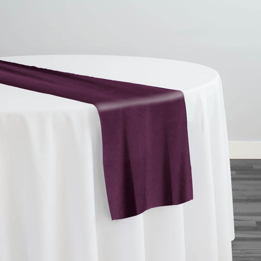 Luxury Plush Velvet Table Runner in Plum | Rental Luxury Plush Velvet Table Runner in Plum | Rental