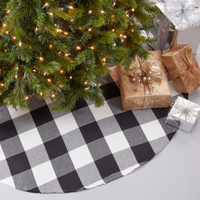 9025 Buffalo Plaid Tree Skirt | Rental