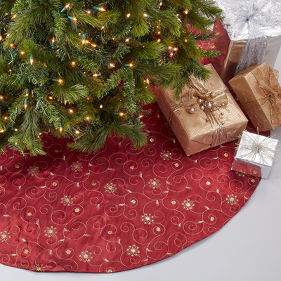 XJ712 Embroidered And Sequined Tree Skirt | Rental