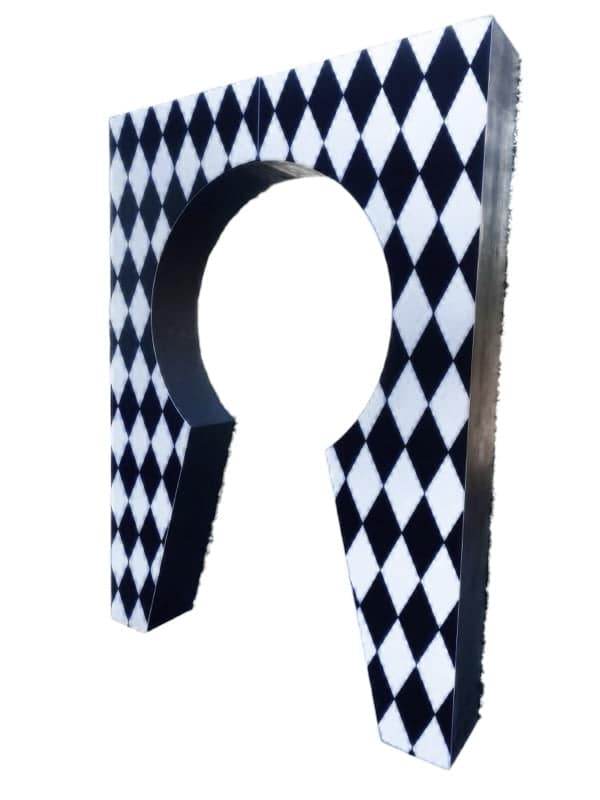 3D Diamond Key Arch | Rental