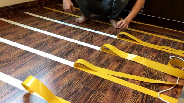 Roll of 3″ Wide Double-Face Tape for Vinyl, Mirrored, Turf and Carpet Flooring | Rental