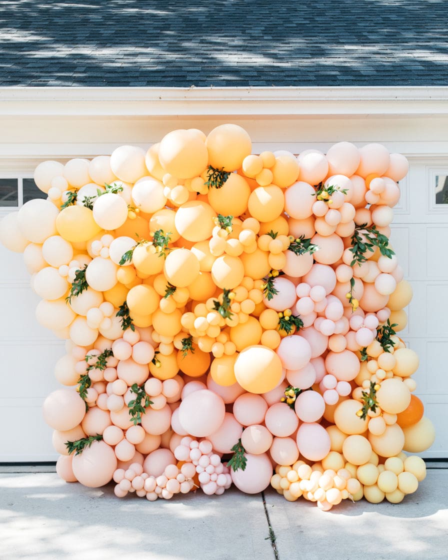 OUTDOOR – Bridal – Balloon Wall with Greenery | Purchase OUTDOOR – Bridal – Balloon Wall with Greenery | Purchase