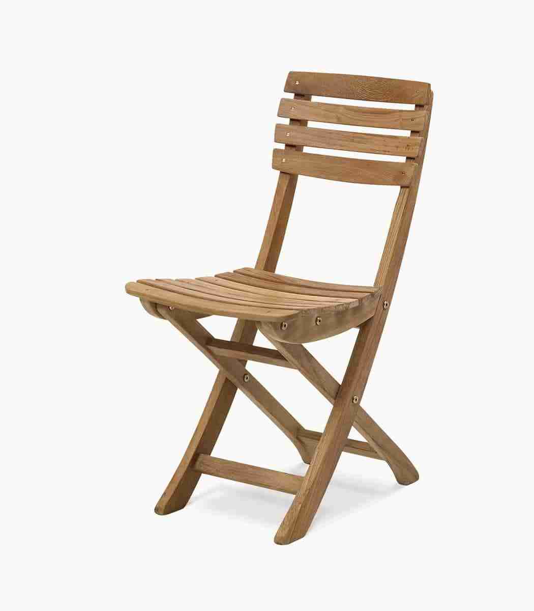 Classic wooden chair | Rental Classic wooden chair | Rental